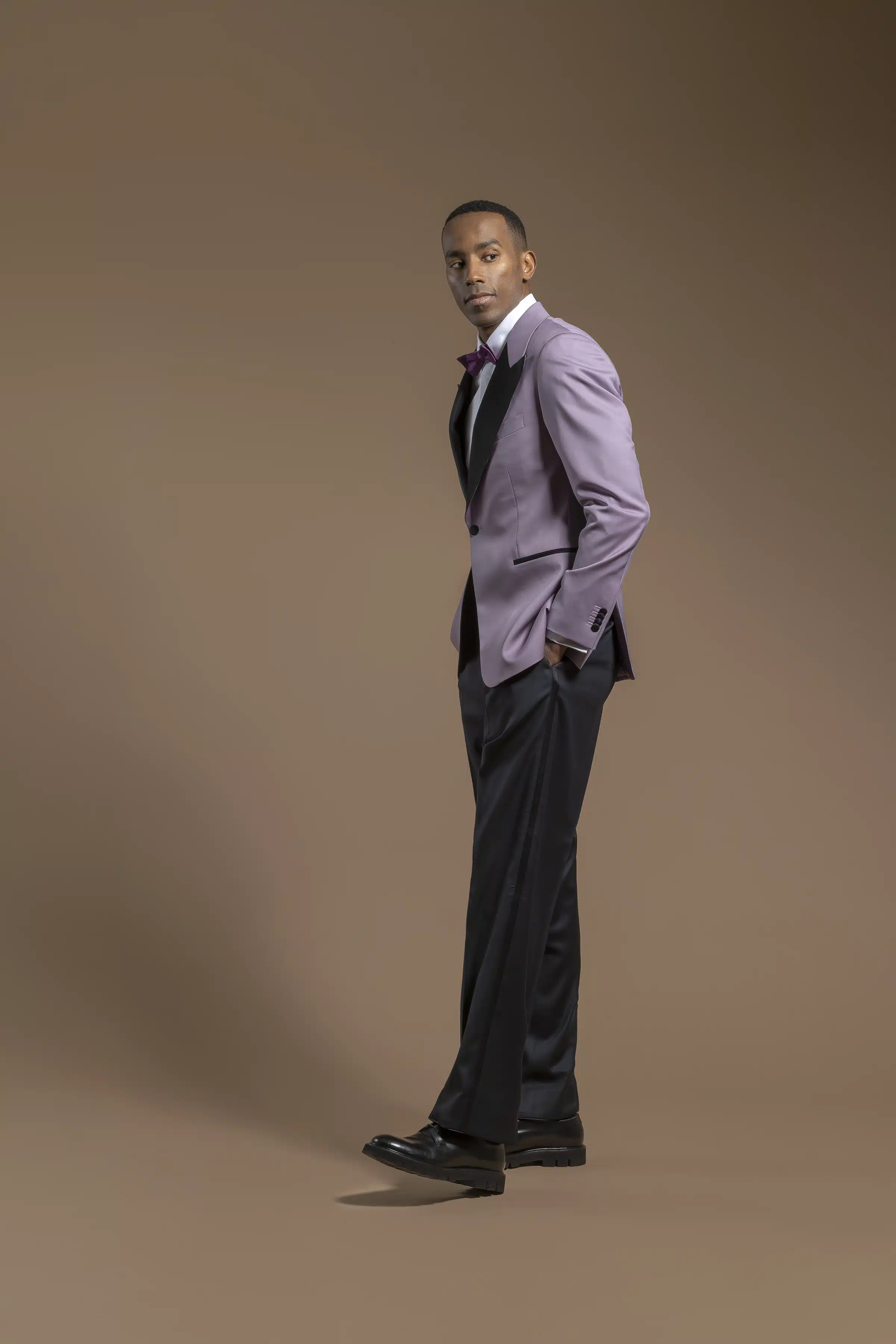 Votre Maître Tailleur Italien à Lyon pour vos costumes sur mesure en tissus Scabal 8 New Deluxe_501816